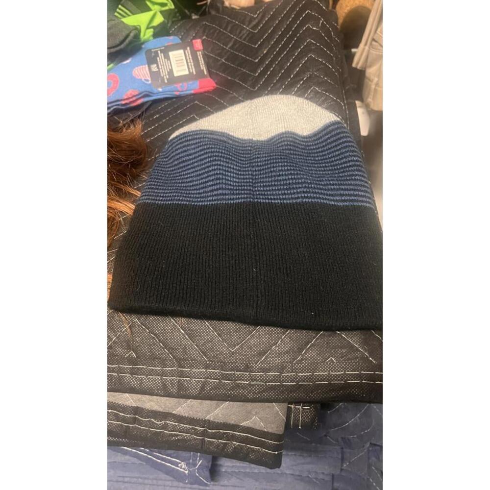 Stylish Striped Beanie Hat - Perfect for Cold Weather